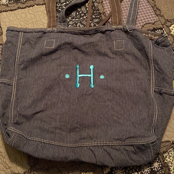 thirty-one Handbags - ♥️Final markdown♥️ Thirty One Retro Metro Tote